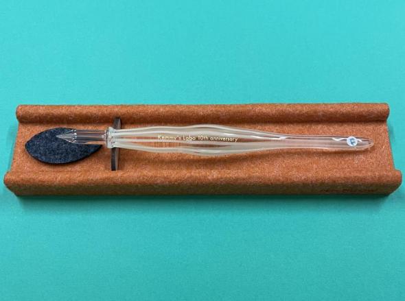 ケミーズラボ　ガラスペン　太軸ストライプ　F(細字)　クリーム